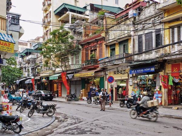 VIETNAM + MALAYSIA HANOI SAPA FANSIPAN WITH HALONG BAY CRUISE FREE DINNER SEN TAY HO BUFFET + KUALA LUMPUR SIGHTSEEING (01 night in KUL) 6 Days Dep 20 Mar 2026