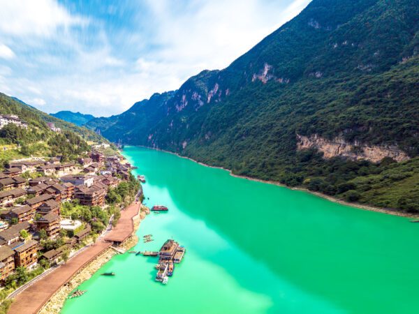 CHONGQING - ZHANGJIAJIE -WULONG-FENGHUANG  9 Days by China Southern Dep 17,18,19,20,21,22 Mar 2026