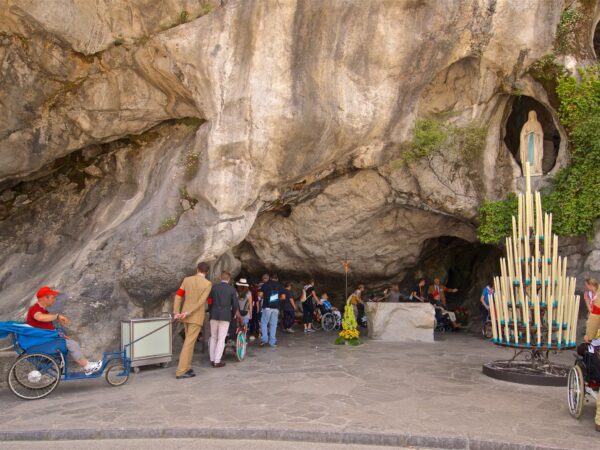 ZIARAH HARAPAN & IMAN KATOLIK BUNDA MARIA 14 Days Dep 04 May 2026