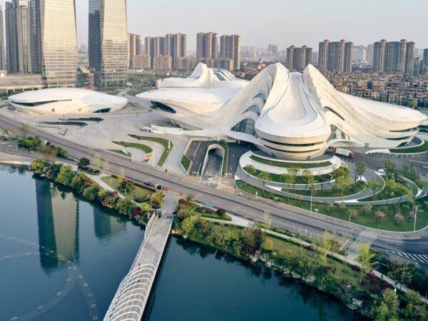 CHANGSA ZHANGJIAJIE + CHONGQING BY CZ 9 Days (Ex-Surabaya) Dep 28 Dec 2025 // 08, 18, 22 Feb / 04, 08, 18 Mar 2026