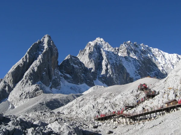 BLOSSOM YUNNAN + YULONG SNOW MOUNTAIN 10 Days Dep 16, 17, 18, 19, 20 Mar 2026