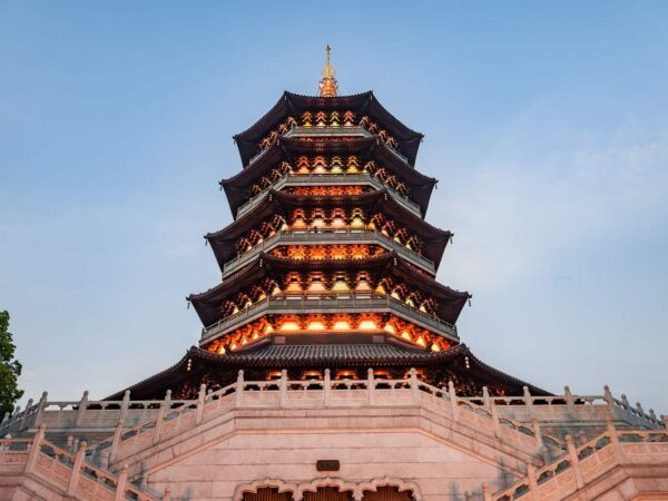 BLOSSOM MAGICAL CHINA HUANGSHAN + 2 THEME PARK by CA 11 Days Dep 18 Mar 2026