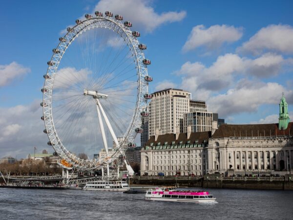 SPRING SEASON BEST UK + SCOTLAND + IRELAND 10 Days Dep 20 Mar 2026