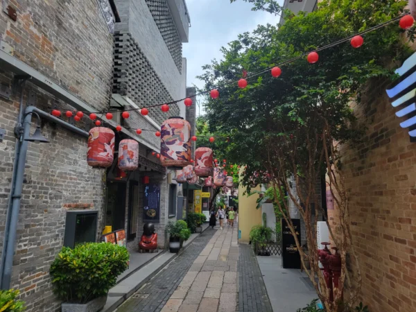 EXPLORE GUANGDONG MACAU + HONG KONG 6 Days Dep 16 Jun 2026